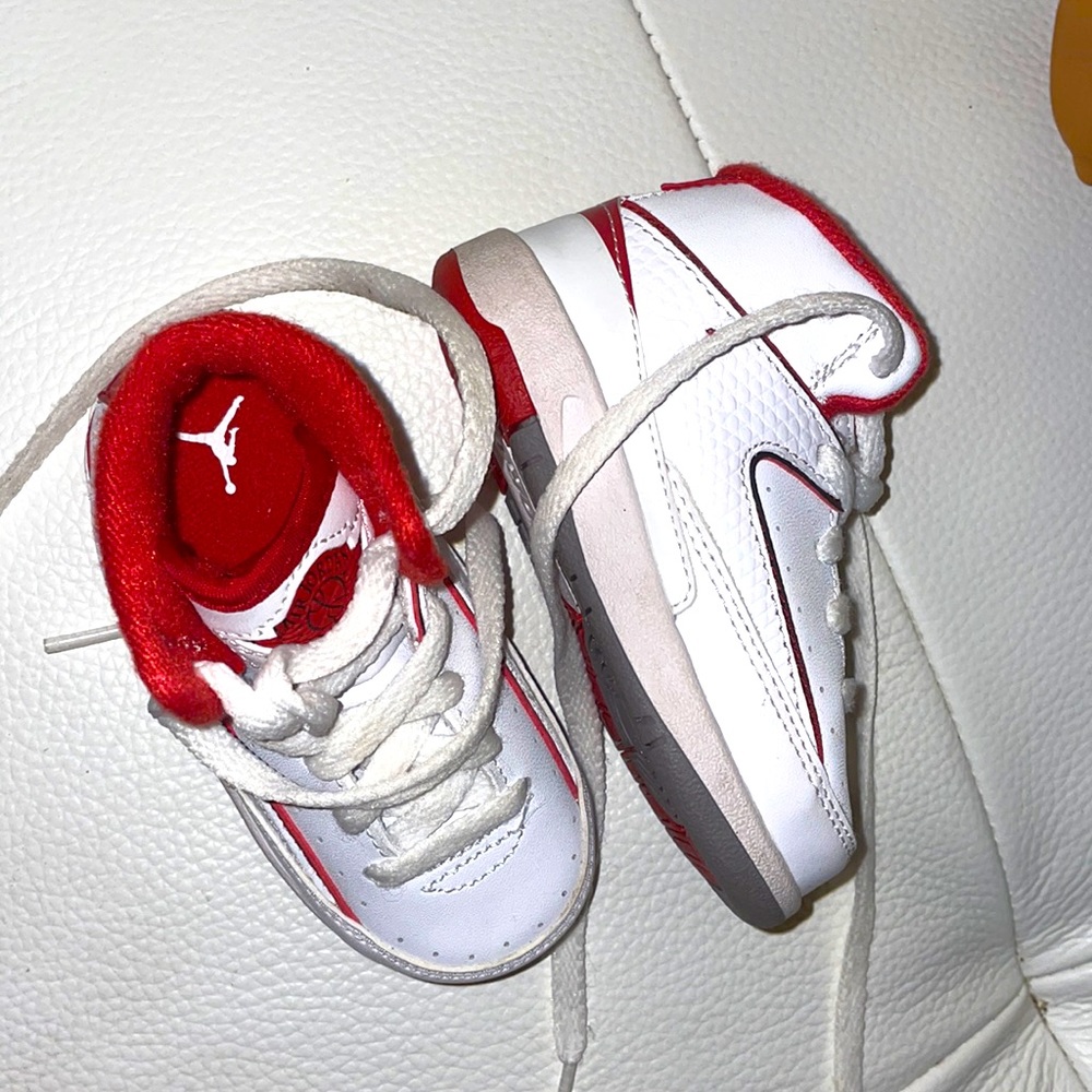 Gently worn Size 5c Jordan’s